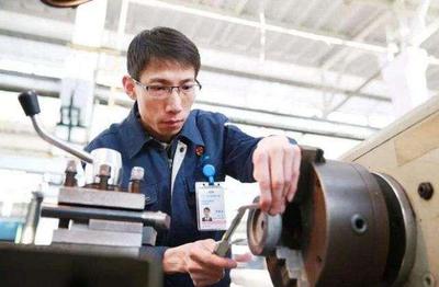 从技工到工匠 中国农业机械领域打破欧洲发动机垄断的逆袭之路